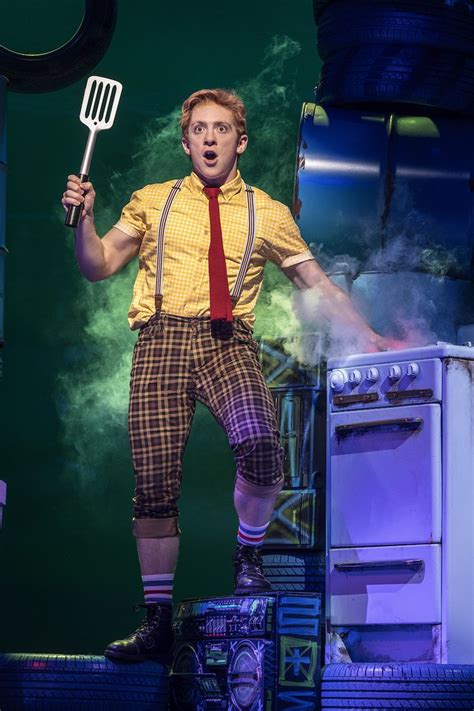 Ethan slater spongebob - Nov 29, 2019 · The SpongeBob Musical: Live On Stage! will air on Nickelodeon December 7. In the video above, original Tony-nominated star Ethan Slater and director Tina Landau tell audiences what to expect from ... 